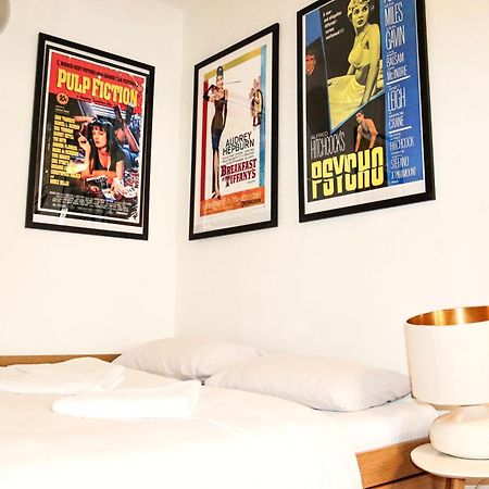 Central Park Hollywood Apartment 부쿠레슈티 외부 사진
