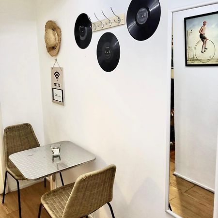Central Park Hollywood Apartment 부쿠레슈티 외부 사진