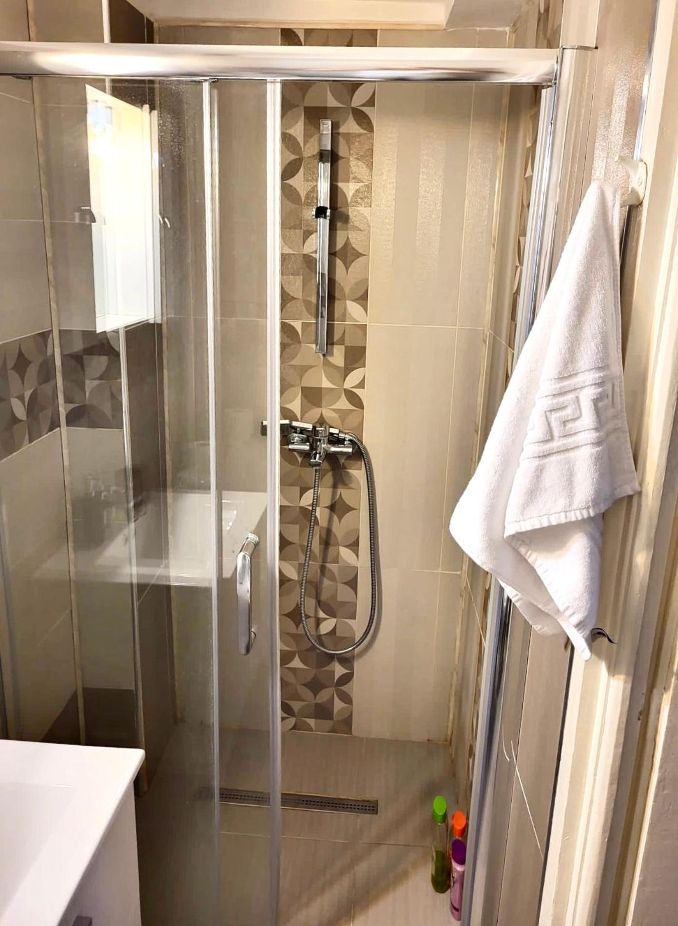 Central Park Hollywood Apartment 부쿠레슈티 외부 사진